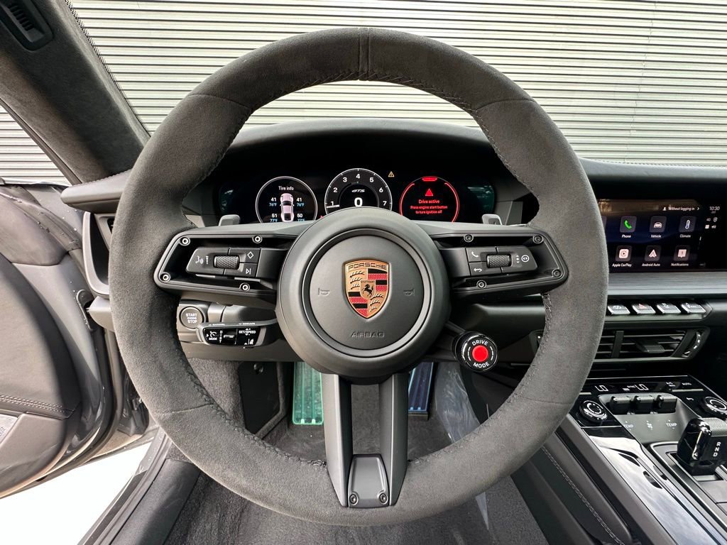 Certified 2026 Porsche 911 Carrera GTS image 16