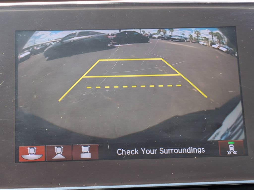 Used 2018 Honda CR-V Touring image 15