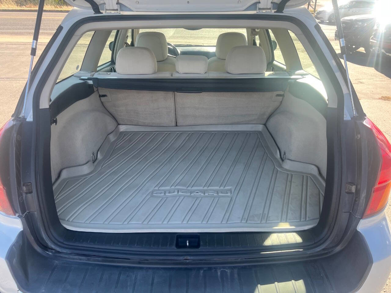 Used 2006 Subaru Outback 2.5i Special Edition image 22