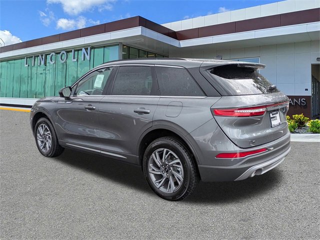 New 2026 Lincoln Corsair Premiere image 6