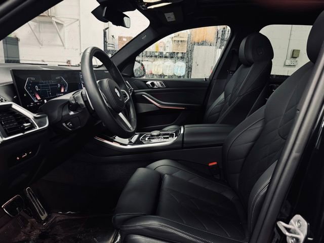 Used 2026 BMW X5 xDrive40i w/ M Sport Package image 18