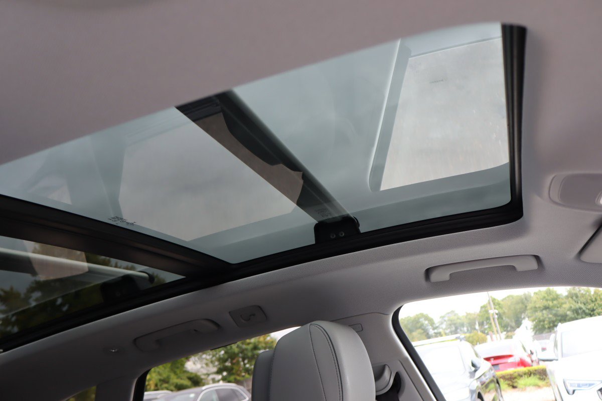 Used 2022 Audi Q5 e Premium Plus w/ Premium Plus Package image 15