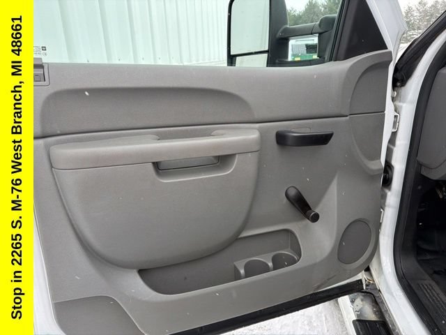 Used 2013 Chevrolet Silverado 2500 W/T AWD/4WD image 26