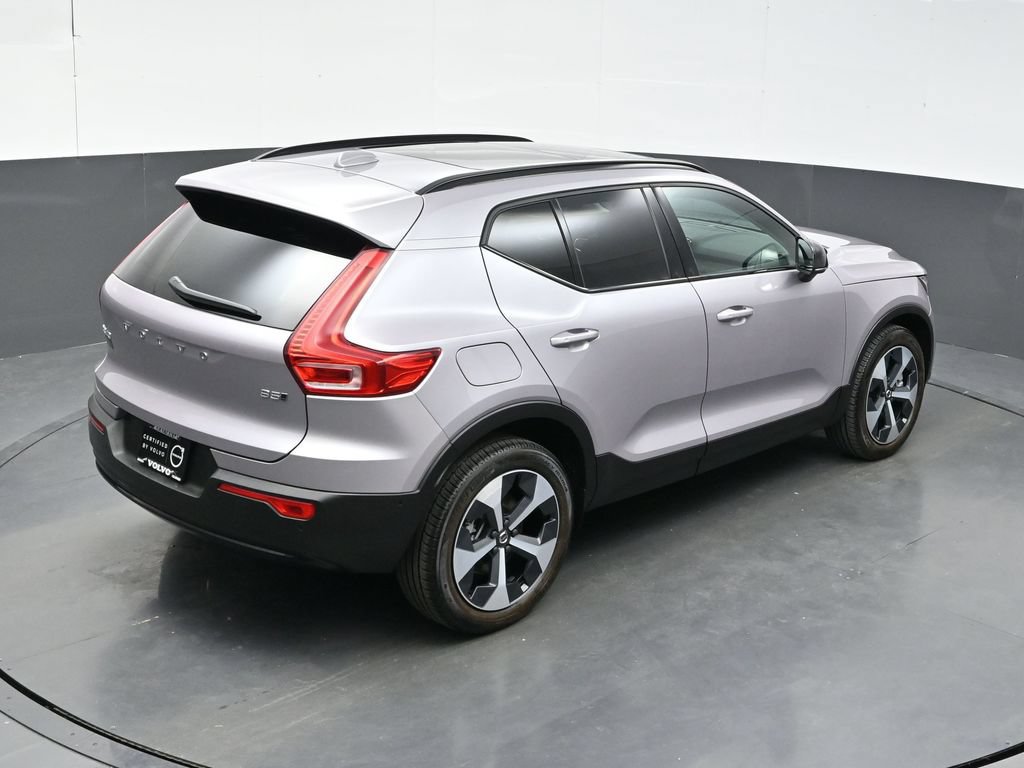 Used 2026 Volvo XC40 B5 Plus AWD/4WD image 30