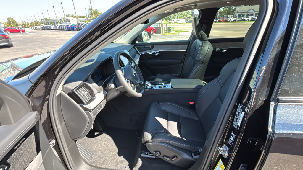 New 2027 Volvo XC90 T8 Ultra AWD/4WD image 25