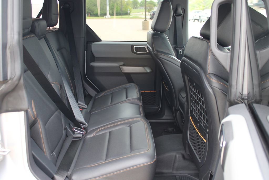 Used 2022 Ford Bronco Badlands AWD/4WD image 9