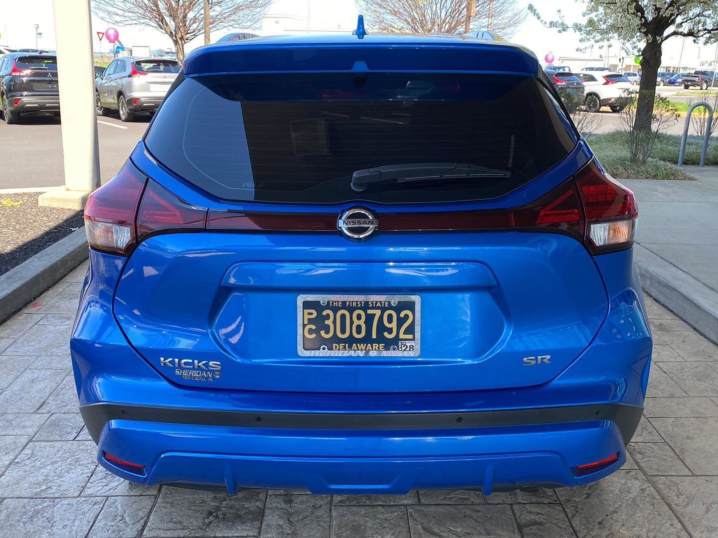 Certified 2021 Nissan Kicks SR image 6
