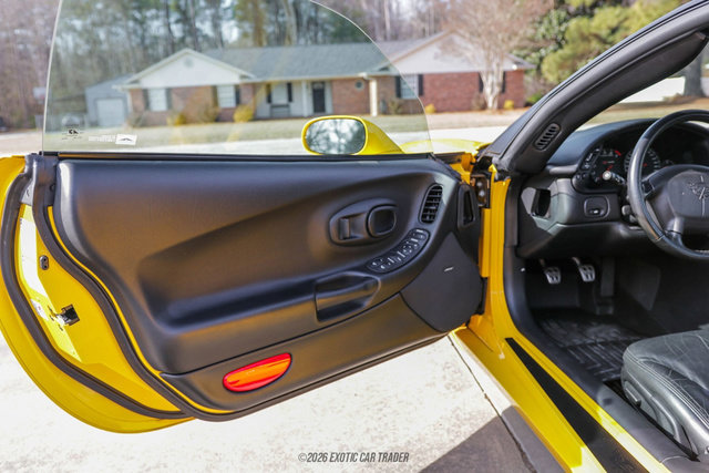 Used 2003 Chevrolet Corvette Z06 w/ Memory Package, 3 Drivers image 25