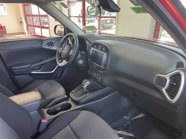 Used 2023 Kia Soul LX FWD image 20
