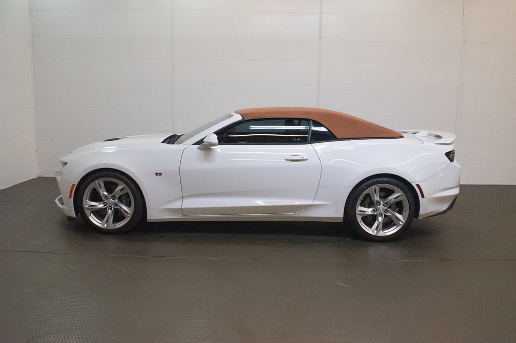 Used 2021 Chevrolet Camaro SS RWD image 11