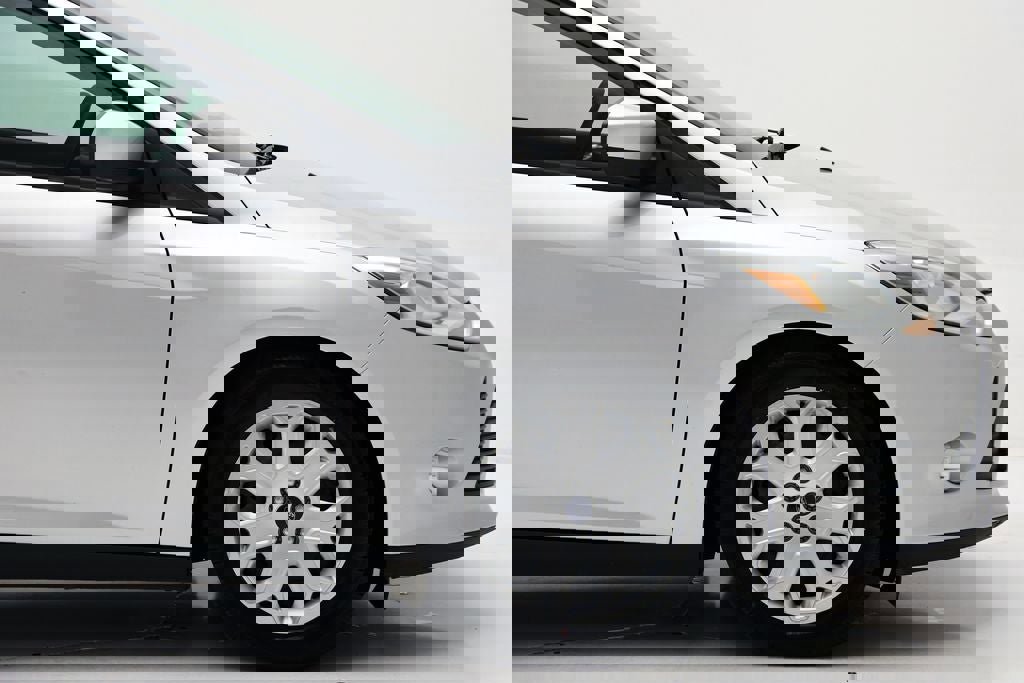 Used 2012 Ford Focus SE image 4