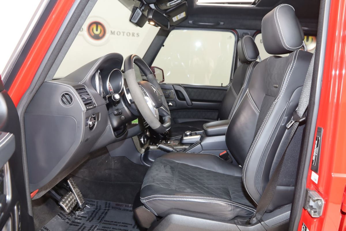 Used 2017 Mercedes-Benz G 550 Squared image 12