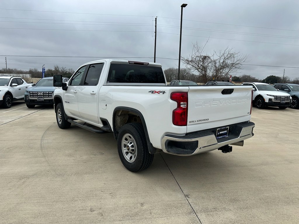 Used 2025 Chevrolet Silverado 2500 LT w/ Convenience Package image 7