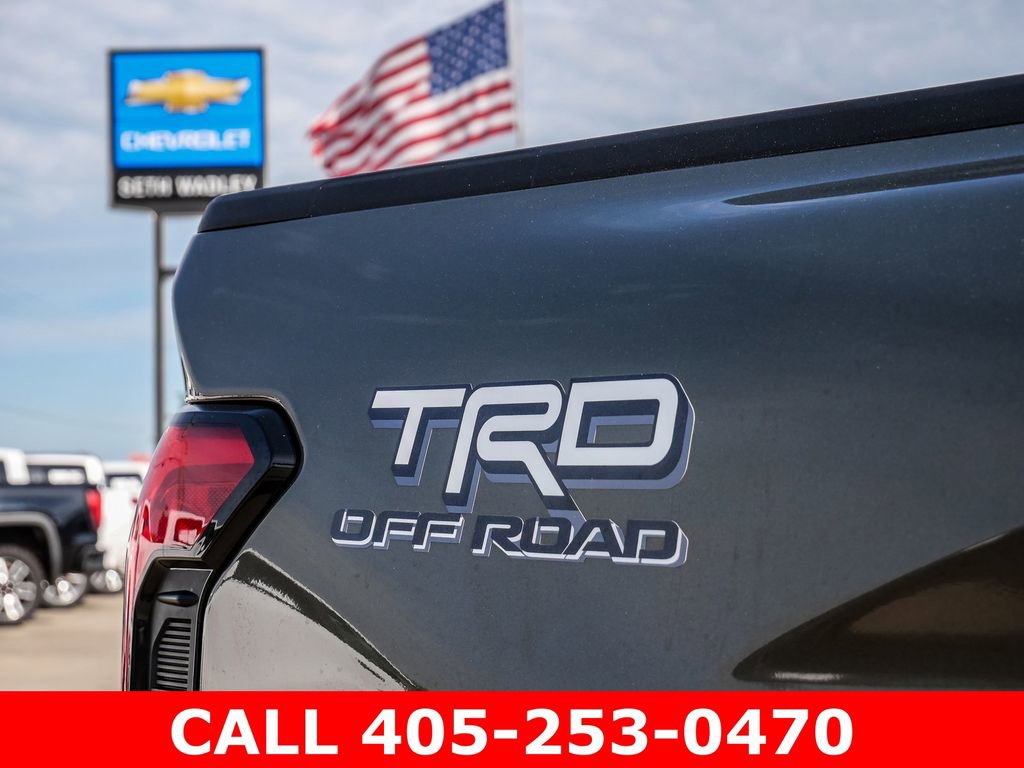 Used 2025 Toyota Tacoma TRD Off-Road AWD/4WD image 12