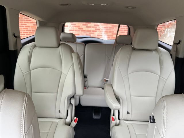 Used 2022 Buick Enclave Essence FWD image 35
