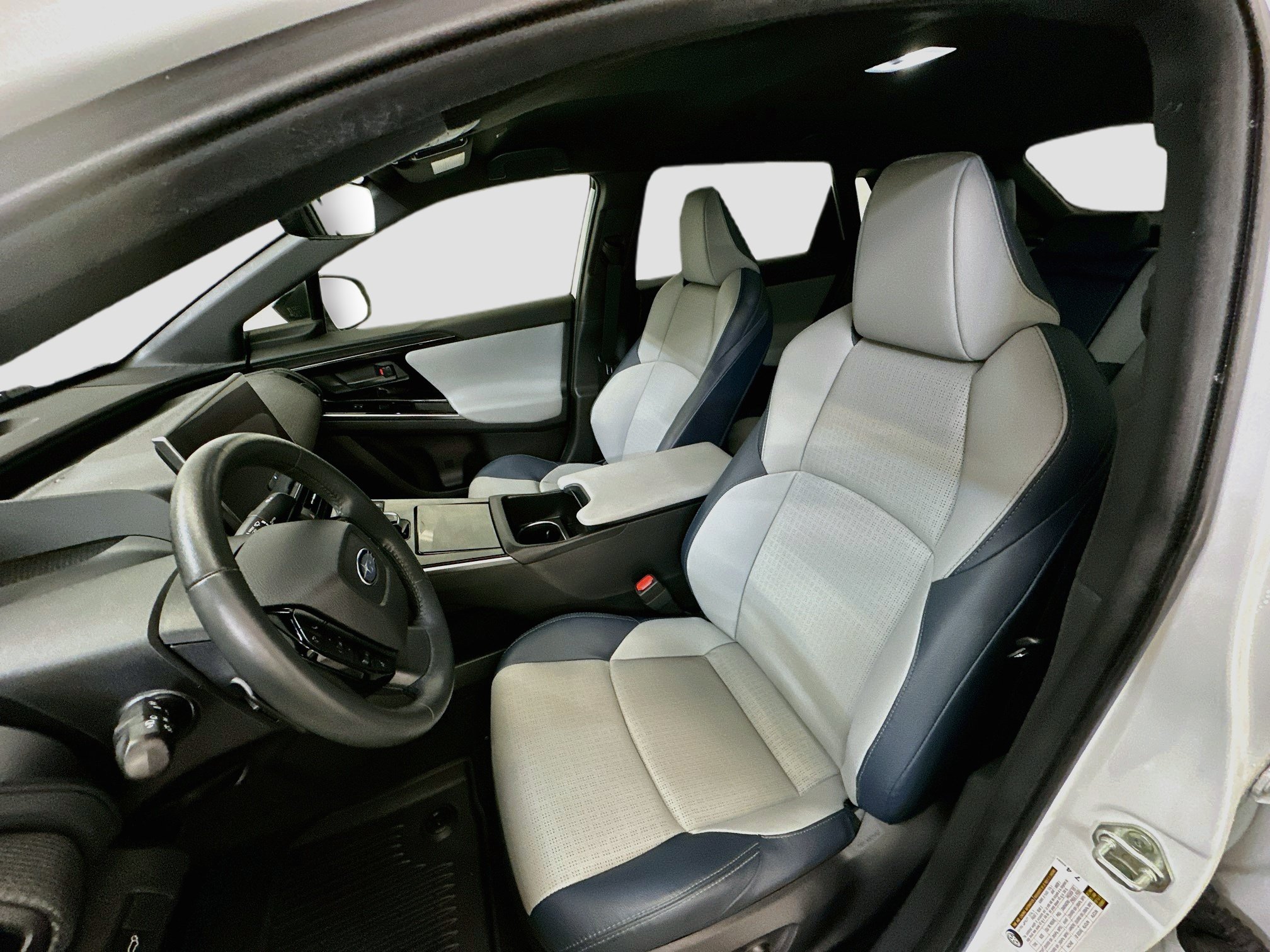 Used 2023 Subaru Solterra AWD image 13