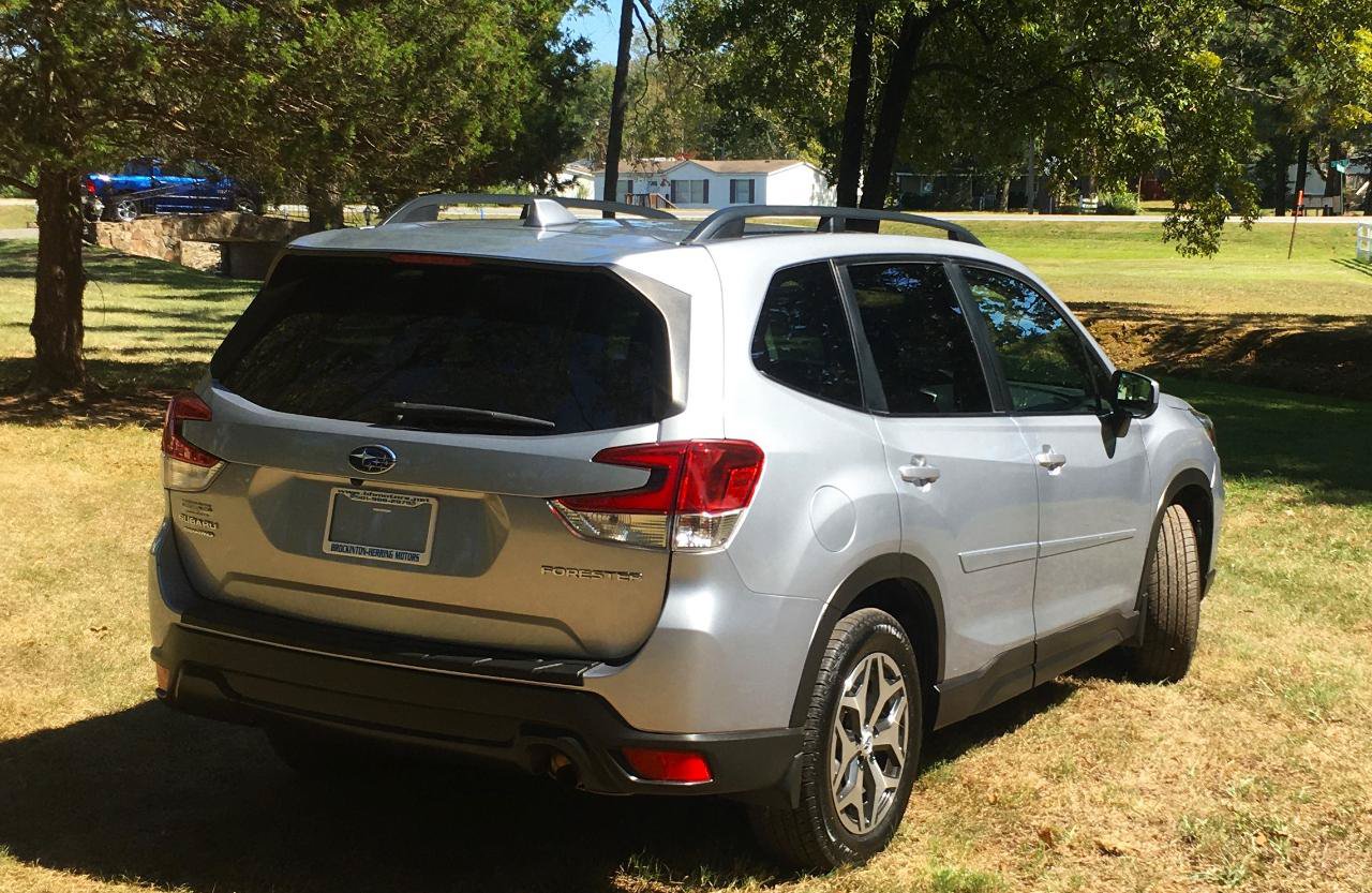Used 2019 Subaru Forester Premium w/ All-Weather Package AWD/4WD image 7