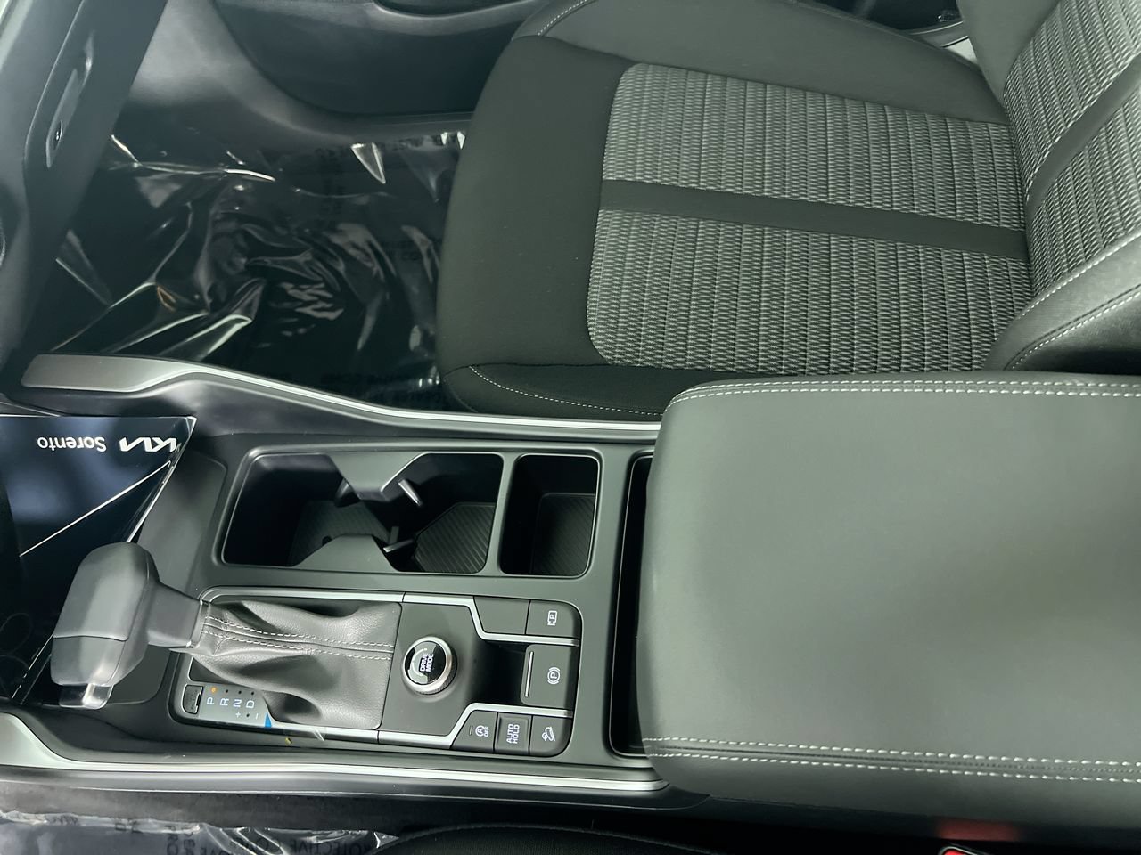 New 2026 Kia Sorento LX FWD image 21