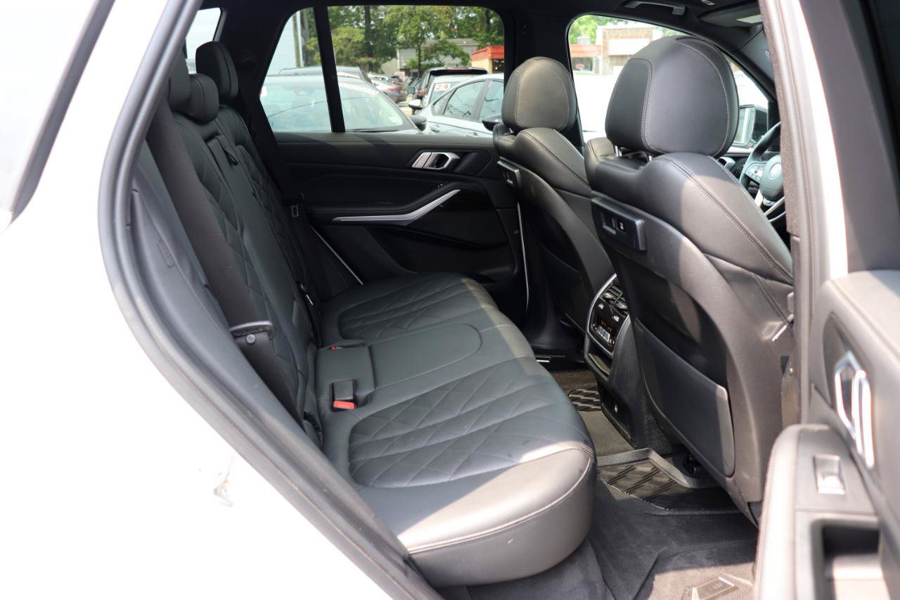 Used 2023 BMW X5 xDrive45e AWD/4WD image 13