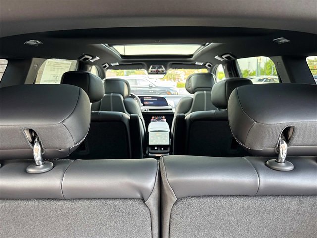 New 2026 Cadillac Vistiq Sport image 8