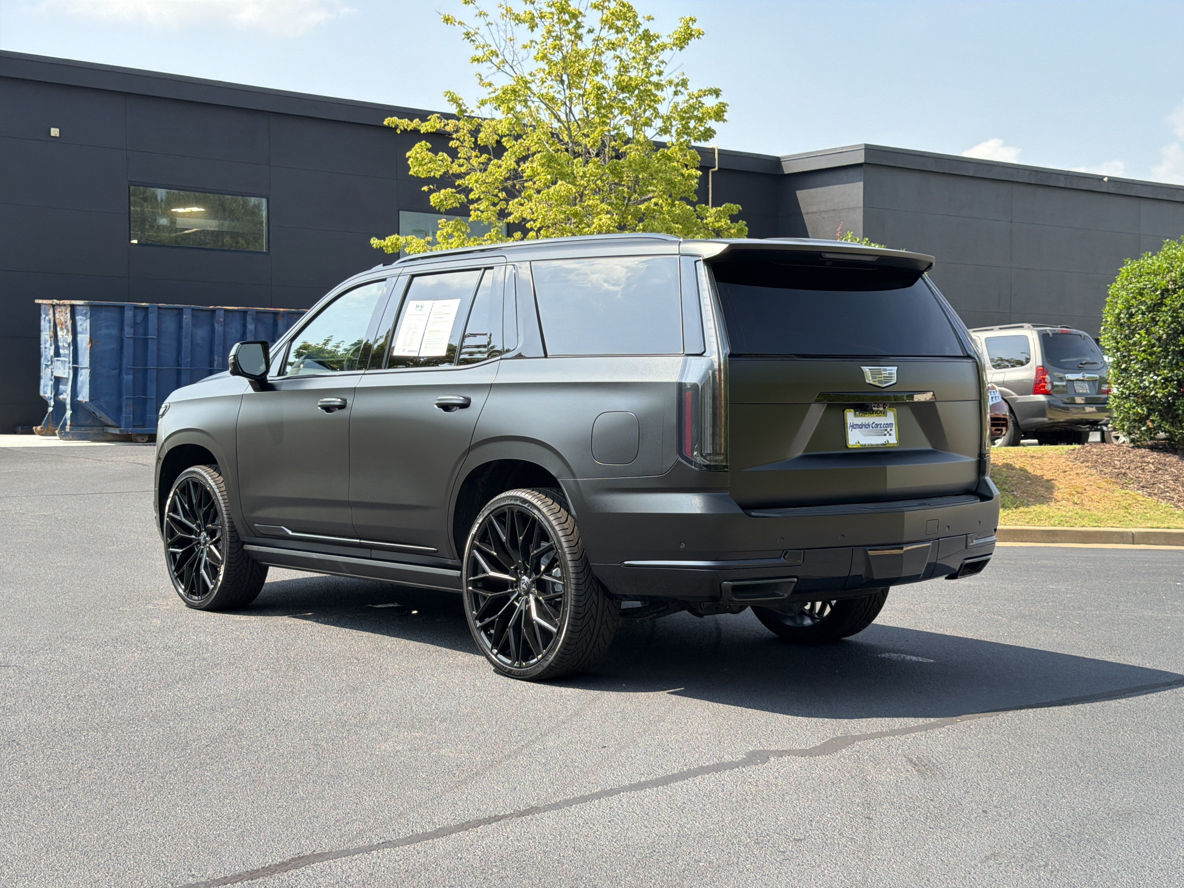 Used 2026 Cadillac Escalade Platinum Sport w/ LPO, ONYX Package AWD/4WD image 16