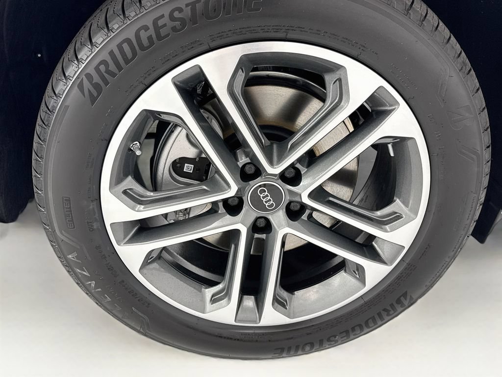 New 2026 Audi Q5 Premium AWD/4WD image 31