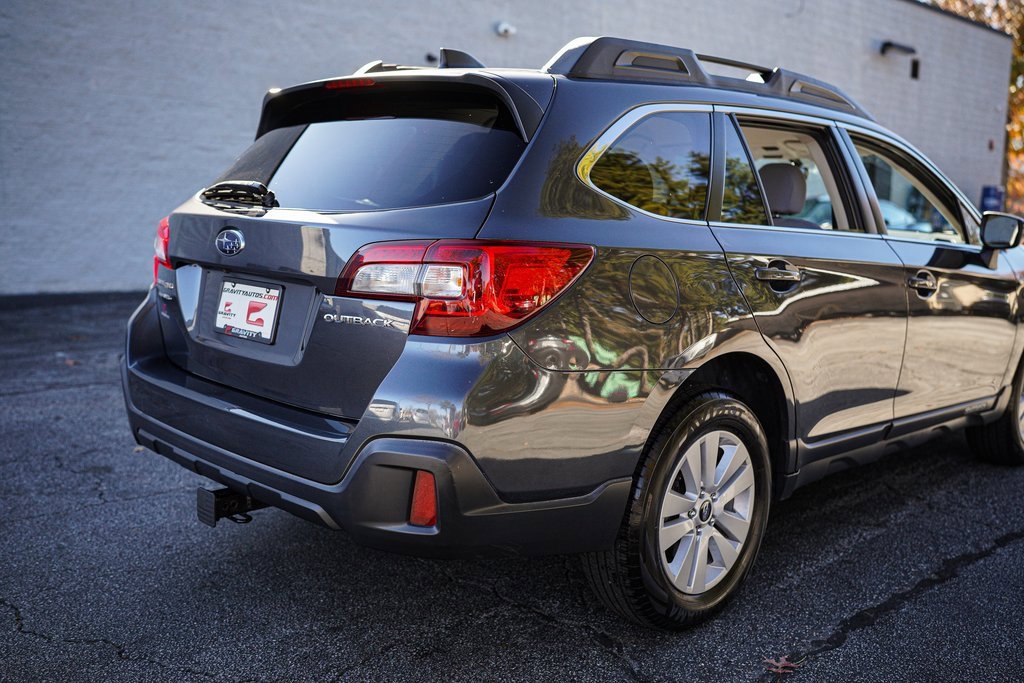 Used 2019 Subaru Outback 2.5i Premium image 14