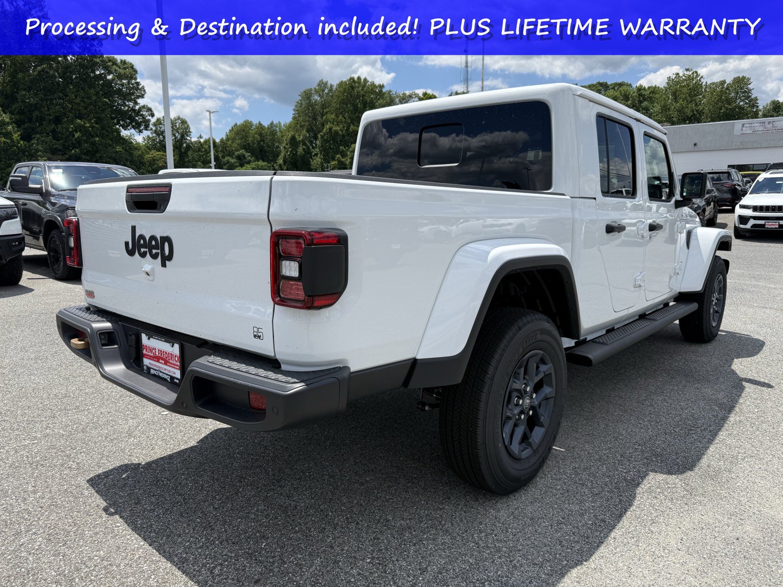 New 2026 Jeep Gladiator Sport AWD/4WD image 3