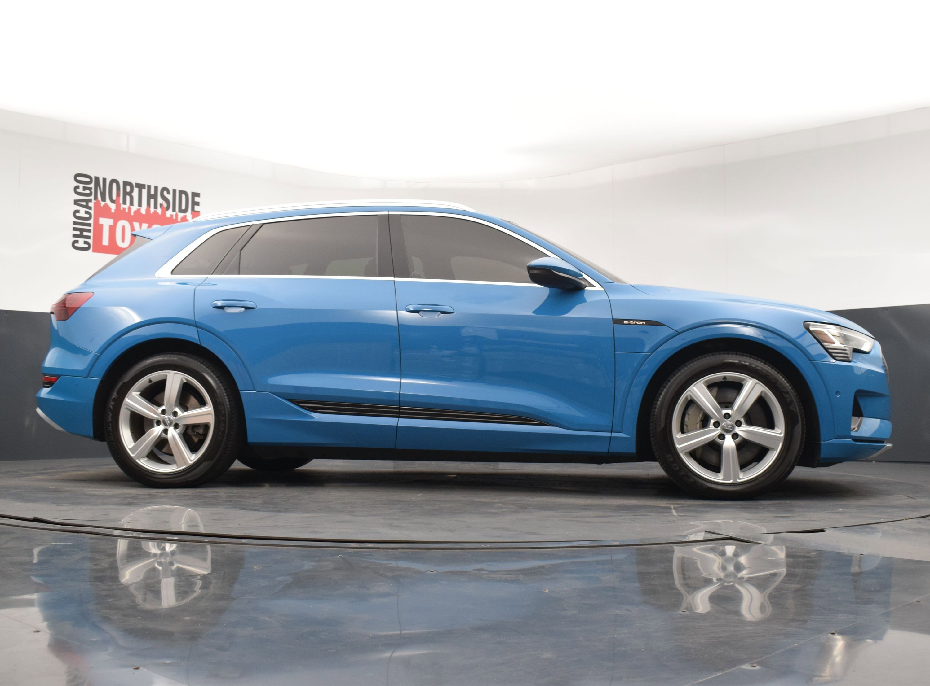 Used 2019 Audi e-tron Premium Plus AWD/4WD image 45