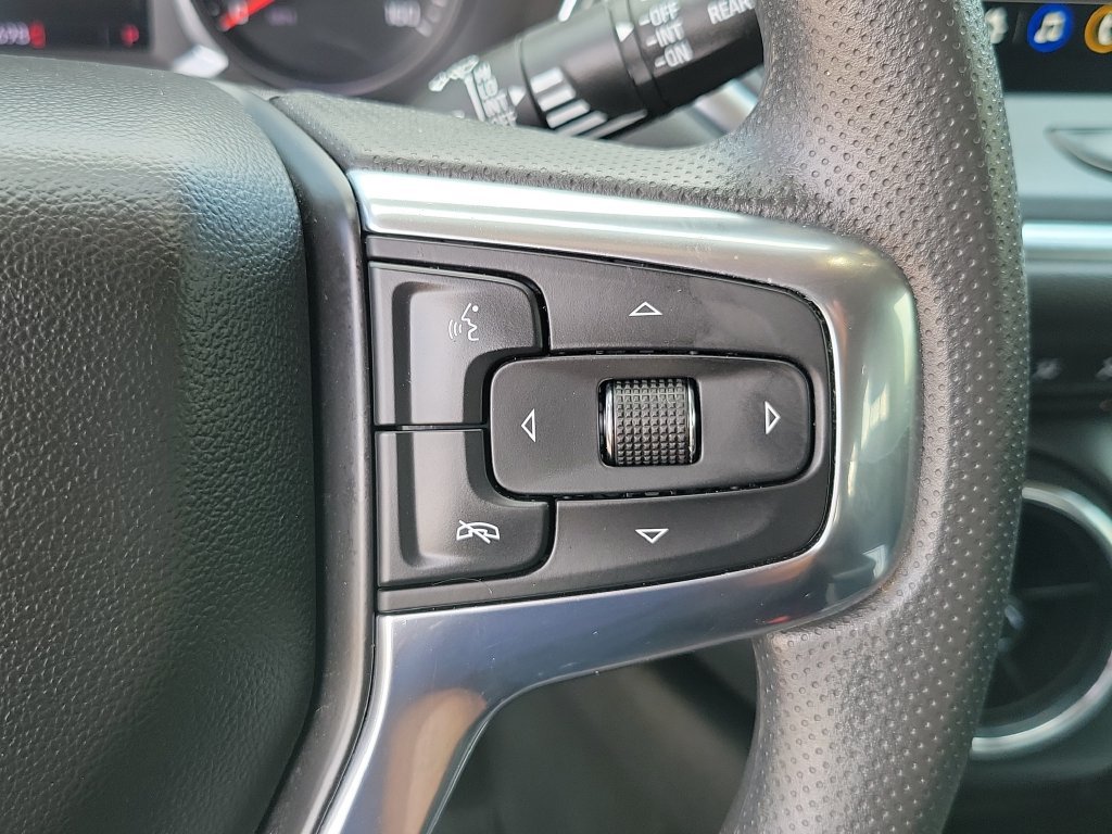 Used 2024 Chevrolet Blazer LT w/ Convenience Package FWD image 19