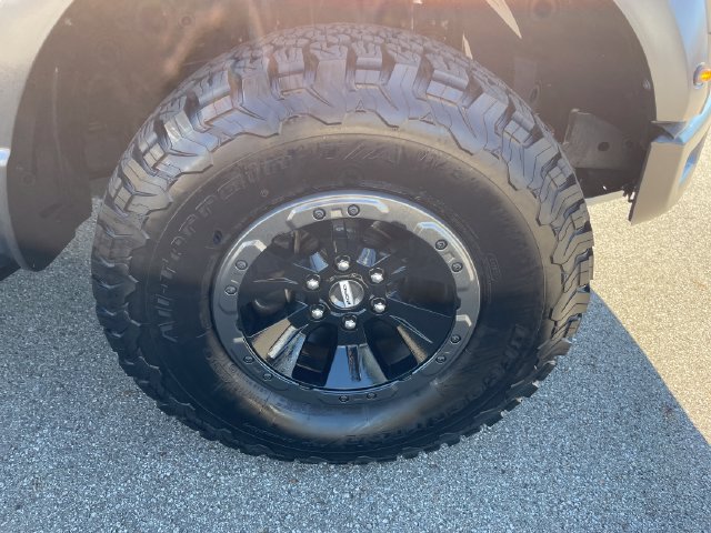 Used 2017 Ford F150 Raptor w/ Equipment Group 802A Luxury AWD/4WD image 40