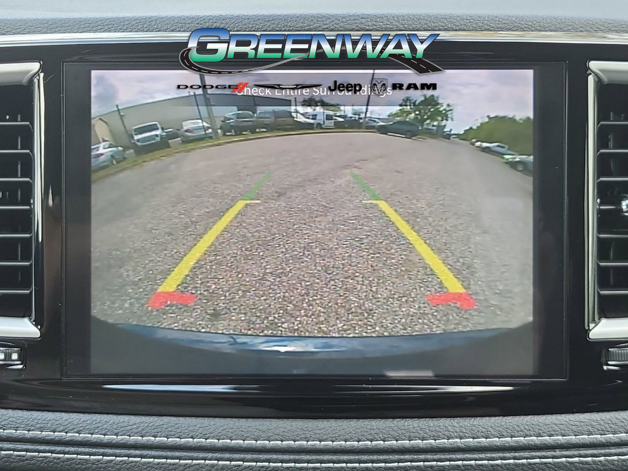 Used 2022 Chrysler Pacifica Touring-L image 21