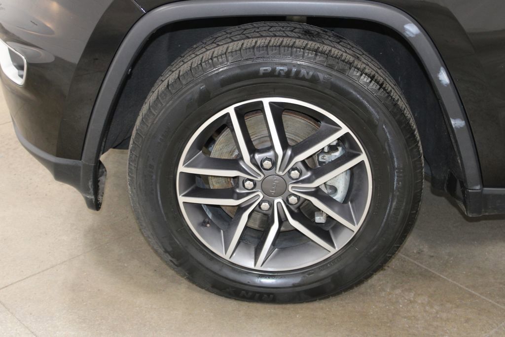 Used 2021 Jeep Grand Cherokee Limited w/ Luxury Group II image 58