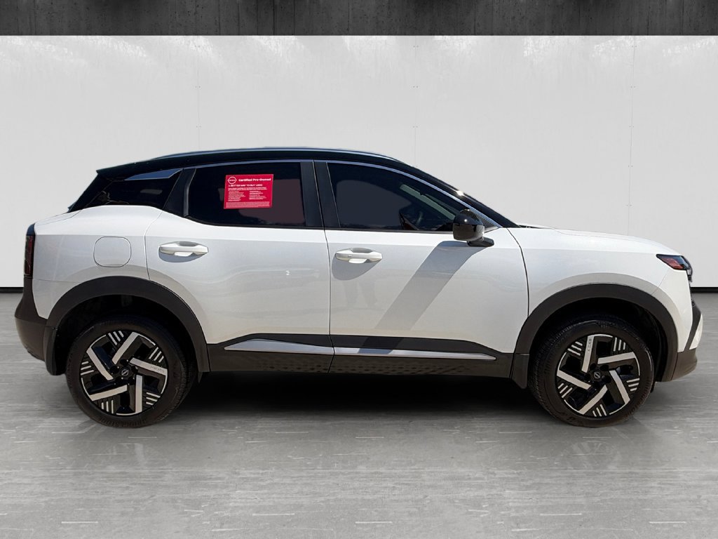 Used 2026 Nissan Kicks SV FWD image 6