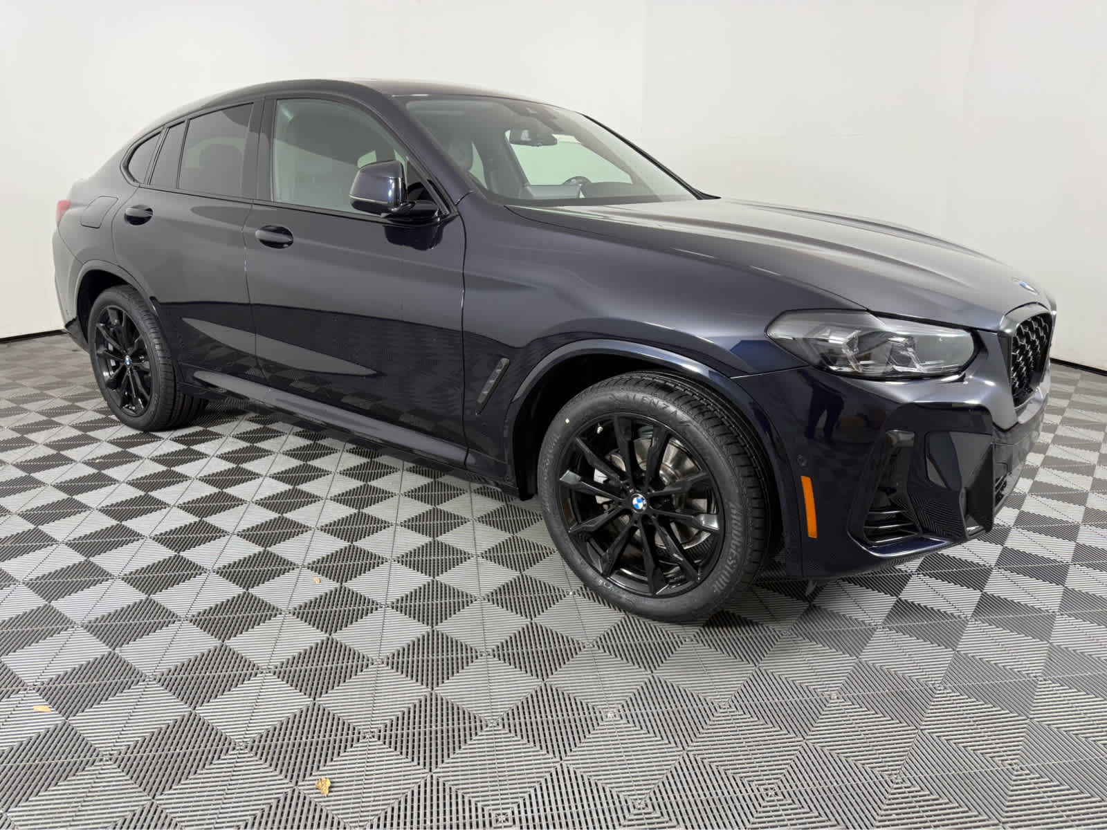 Certified 2025 BMW X4 xDrive30i w/ Premium Package