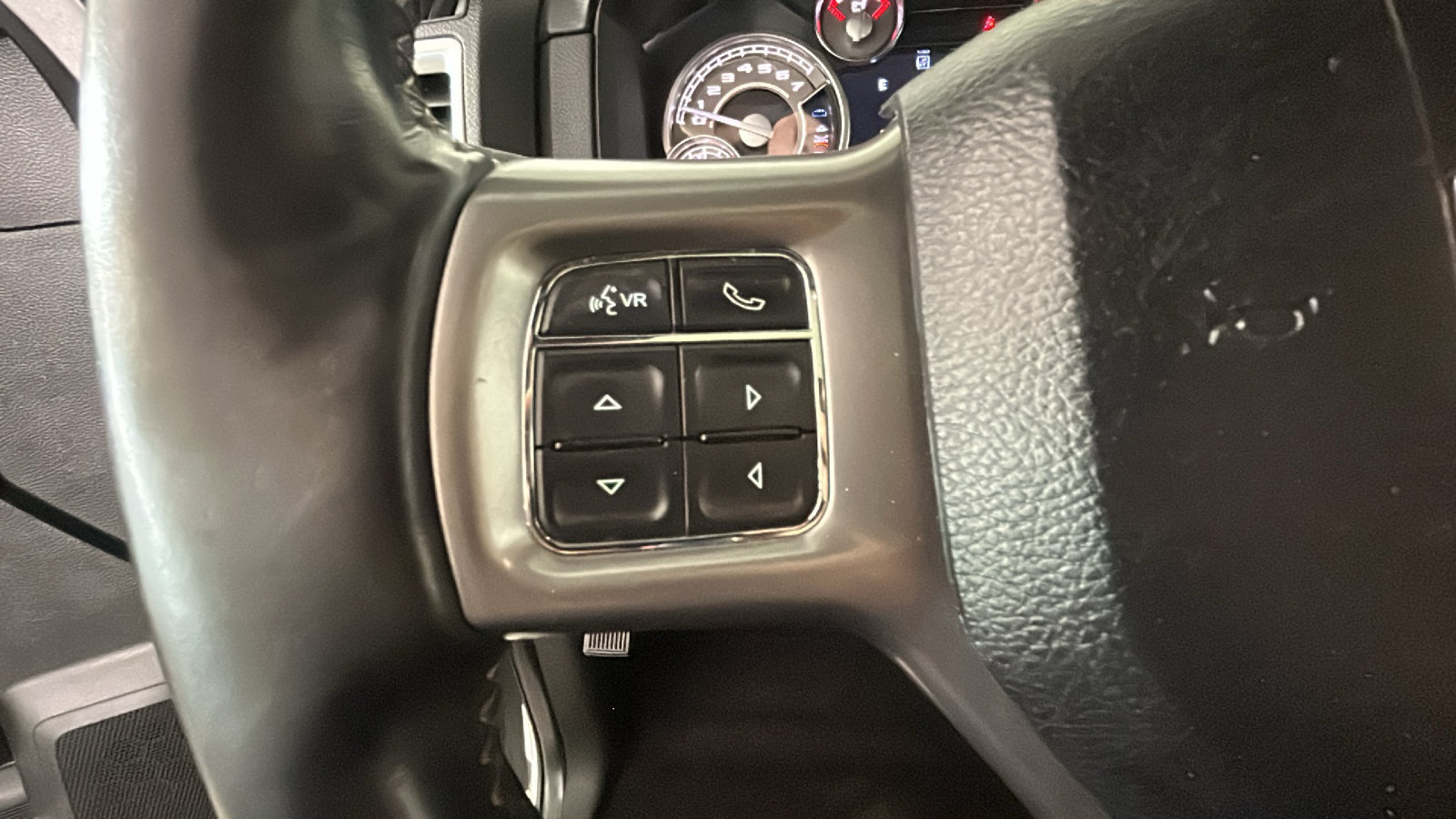 Used 2018 RAM 1500 Limited AWD/4WD image 18
