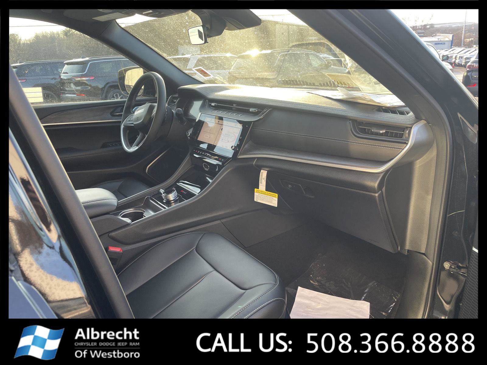 New 2026 Jeep Grand Cherokee Limited image 15