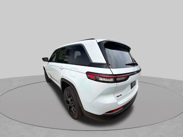 New 2026 Jeep Grand Cherokee Altitude AWD/4WD image 6