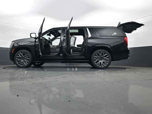 Used 2026 GMC Yukon XL Denali Ultimate AWD/4WD image 35