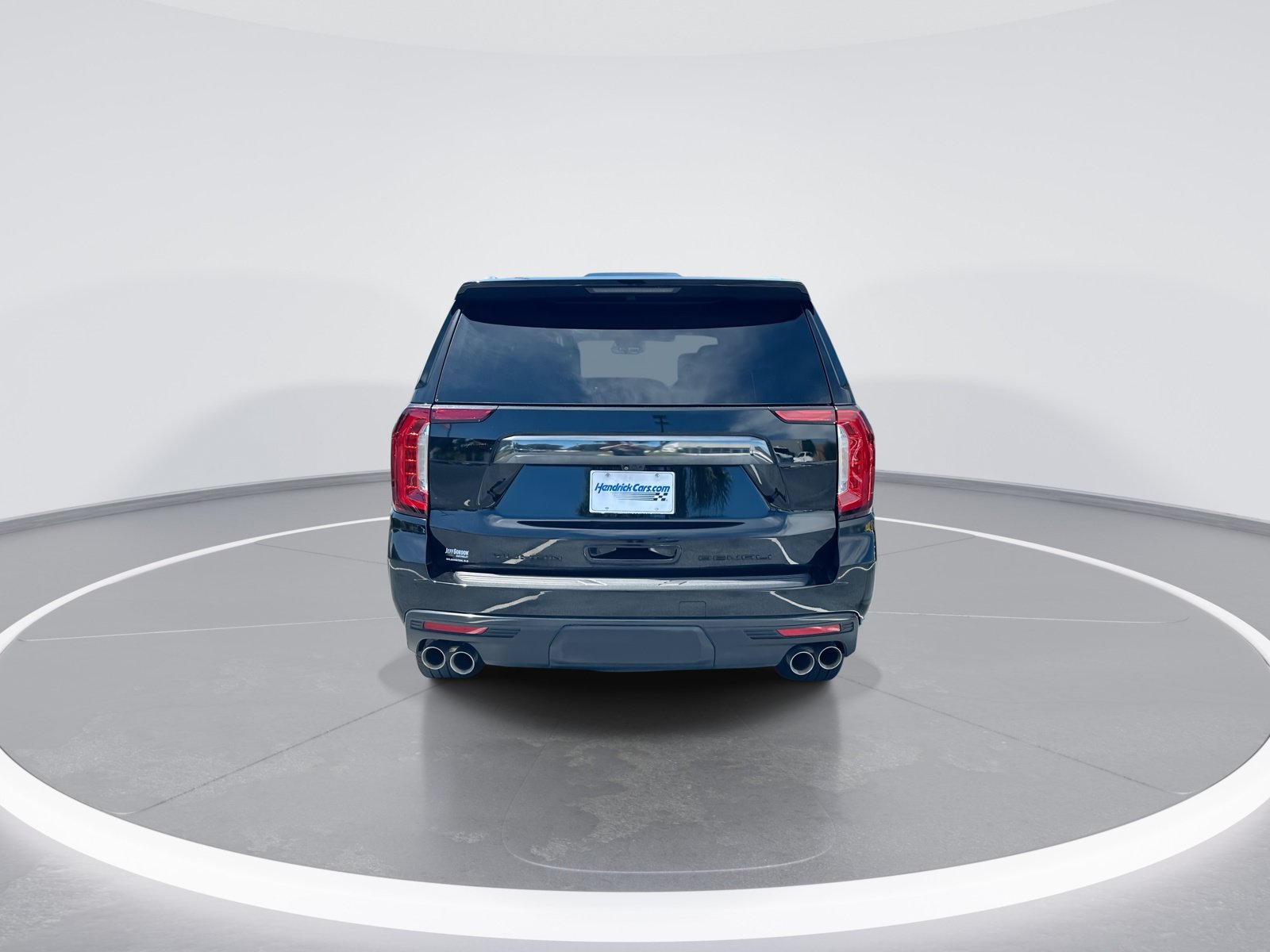Used 2024 GMC Yukon Denali w/ Denali Reserve Package AWD/4WD image 8