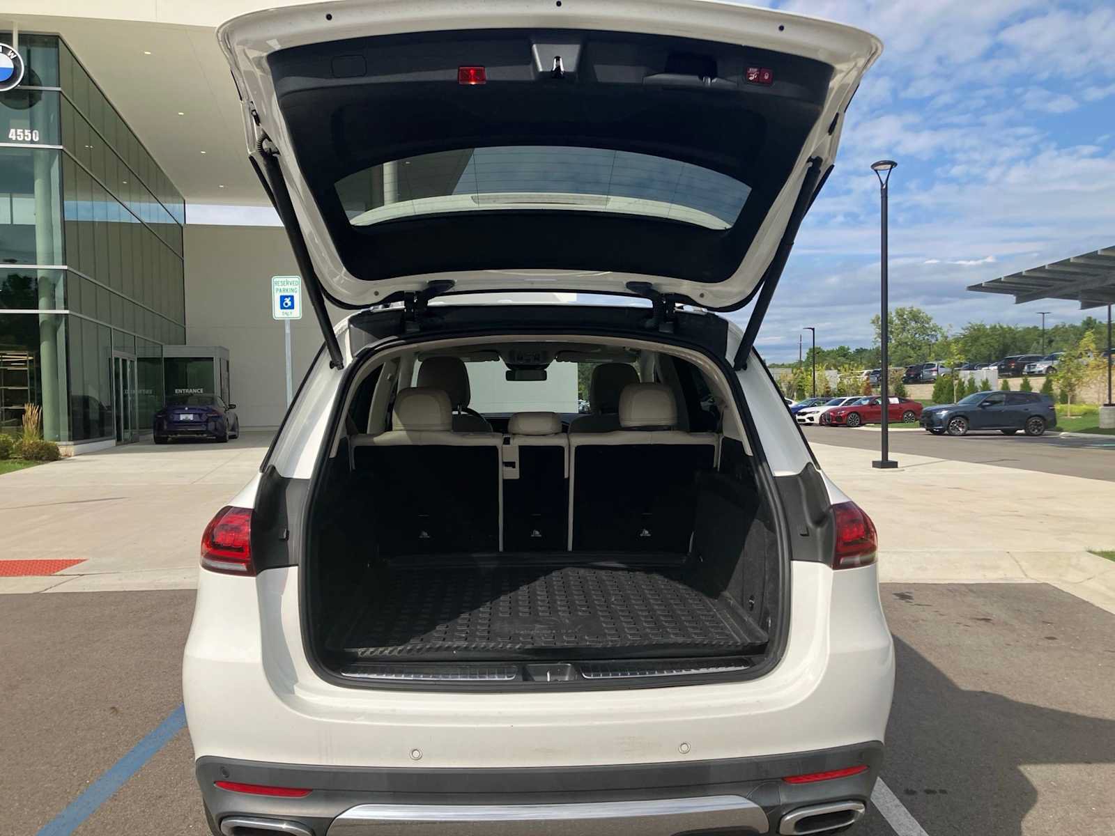 Used 2021 Mercedes-Benz GLE 450 4MATIC image 12