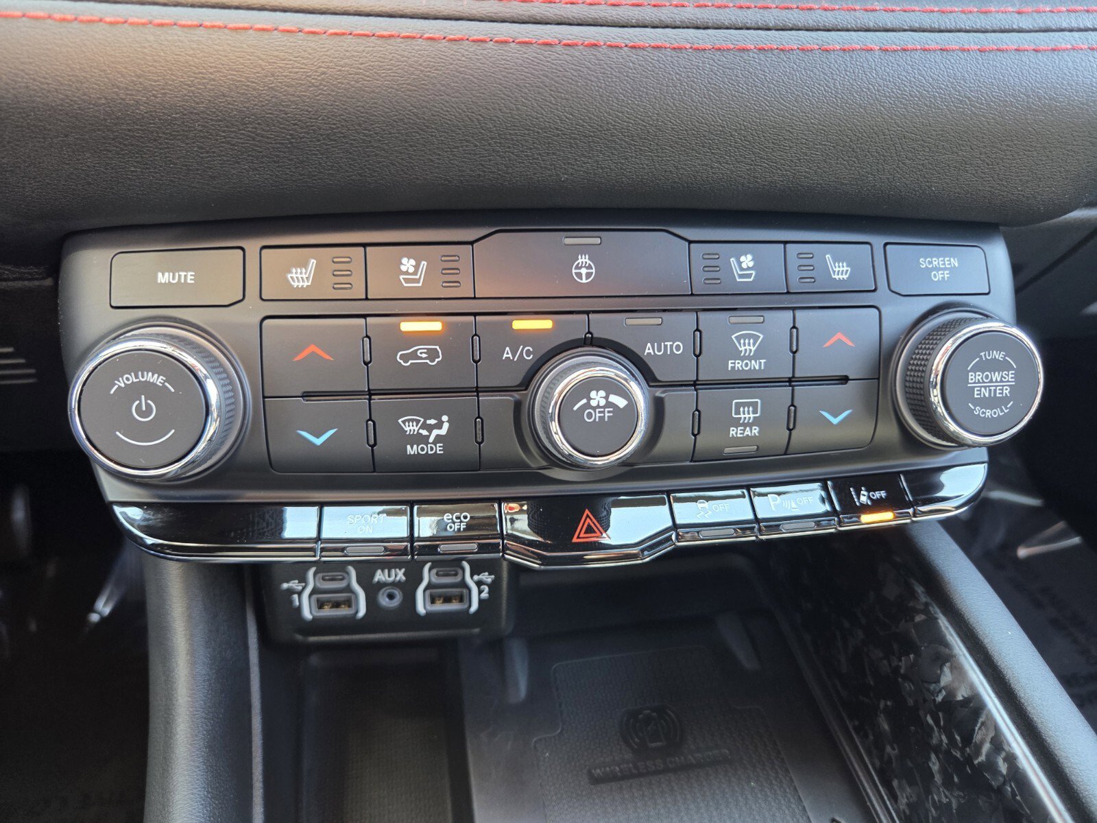 Used 2024 Dodge Durango R/T AWD/4WD image 26