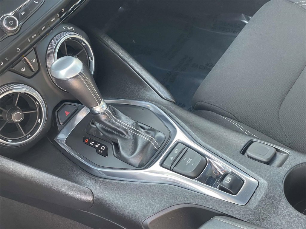Used 2018 Chevrolet Camaro LT w/ RS Package image 17