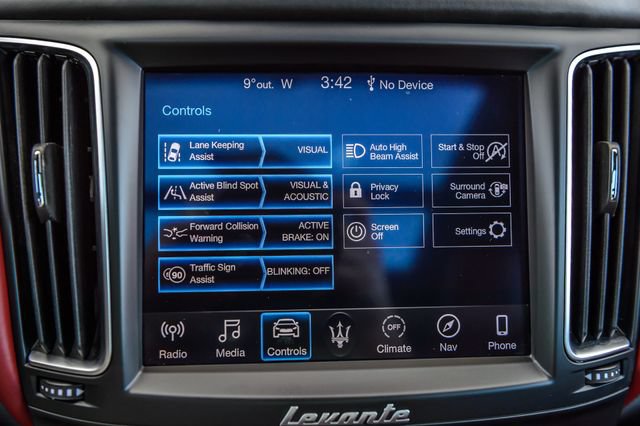 Used 2019 Maserati Levante GranSport AWD/4WD image 21
