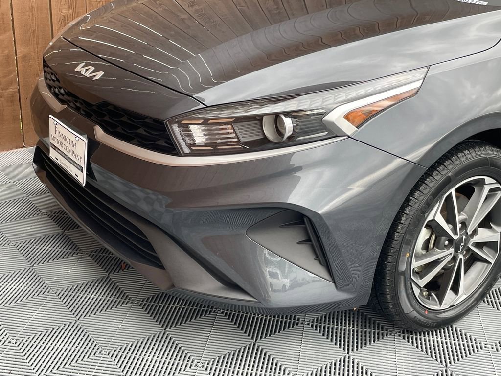Used 2023 Kia Forte LXS image 14