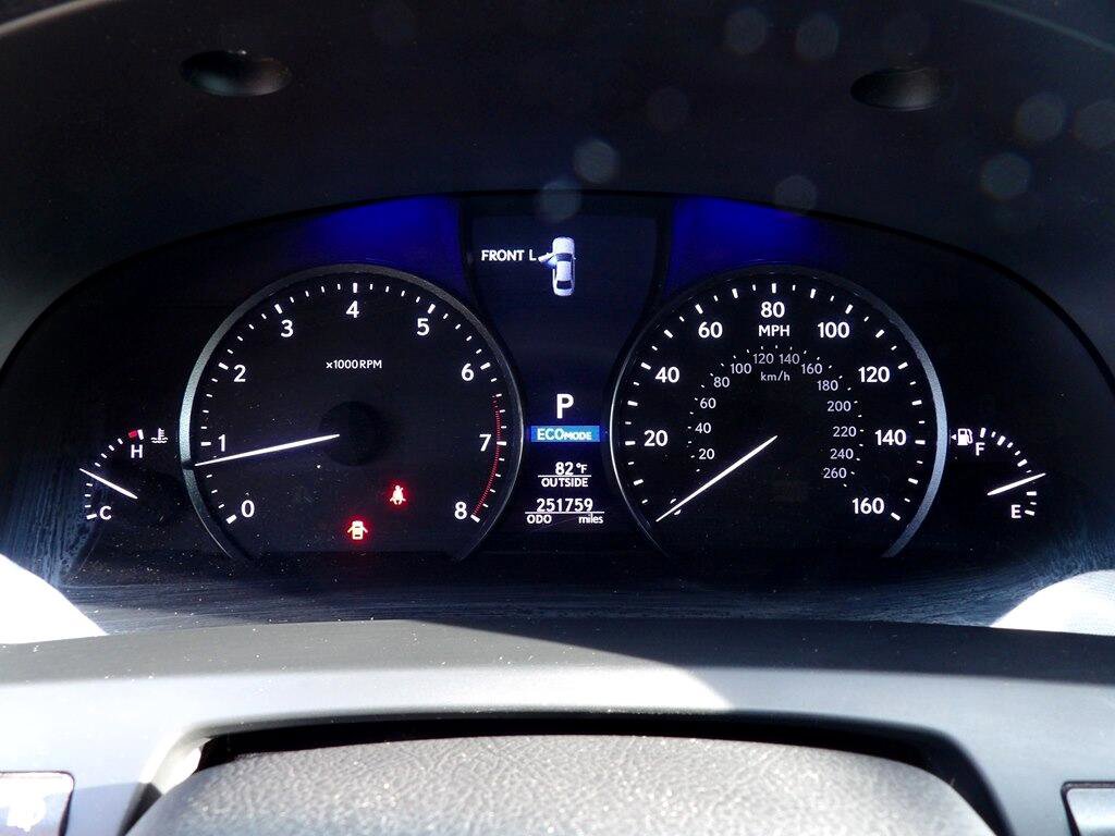 Used 2014 Lexus LS 460 Luxury w/ Comfort Package image 57