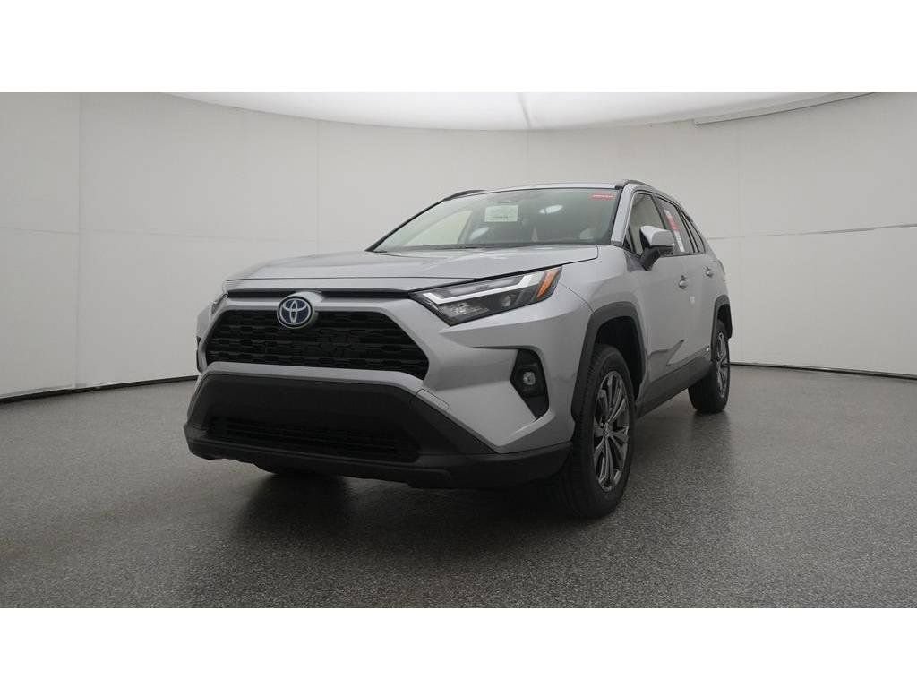 Used 2023 Toyota RAV4 XLE Premium AWD/4WD image 38