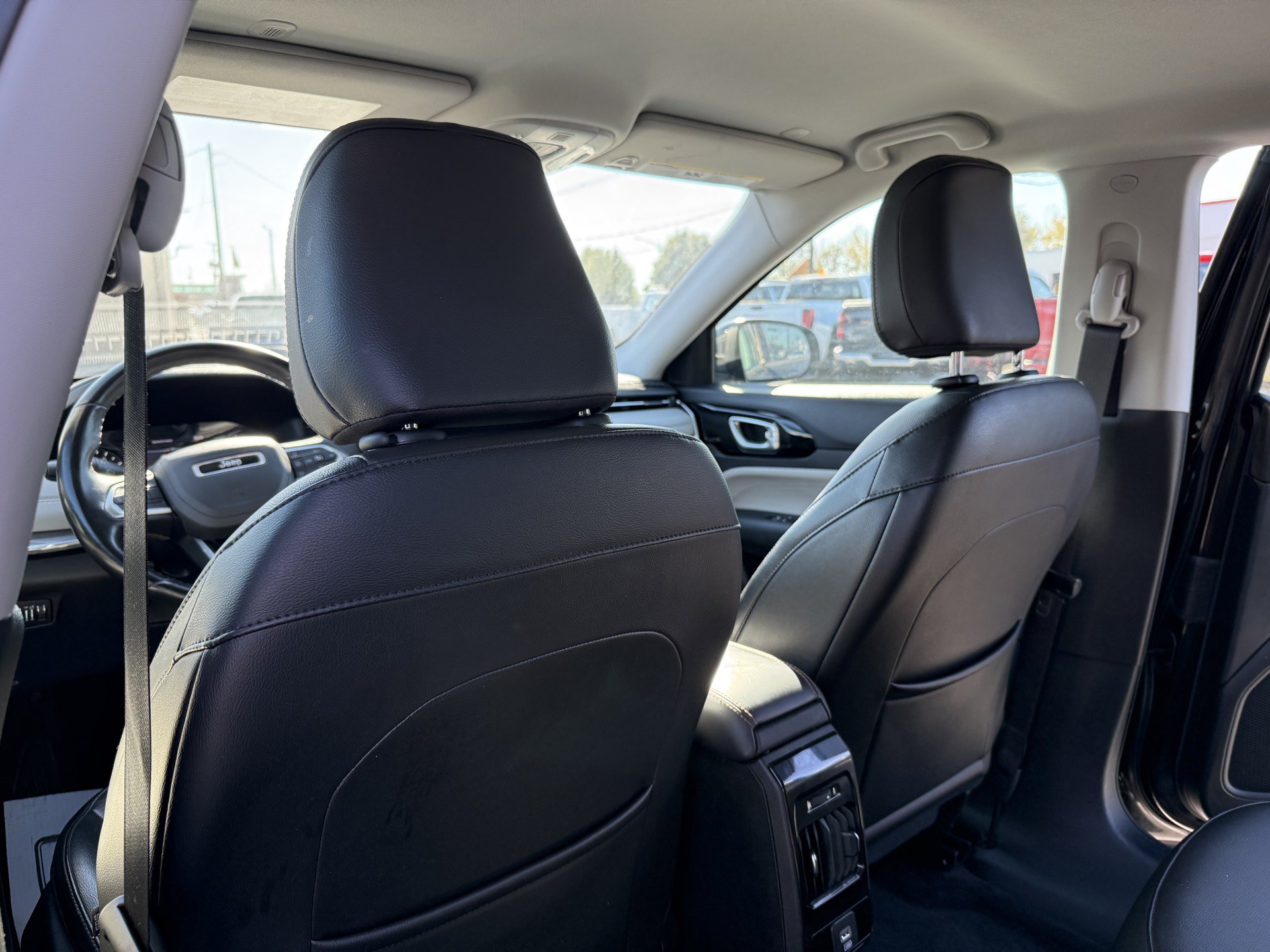 Used 2022 Jeep Compass Limited AWD/4WD image 31
