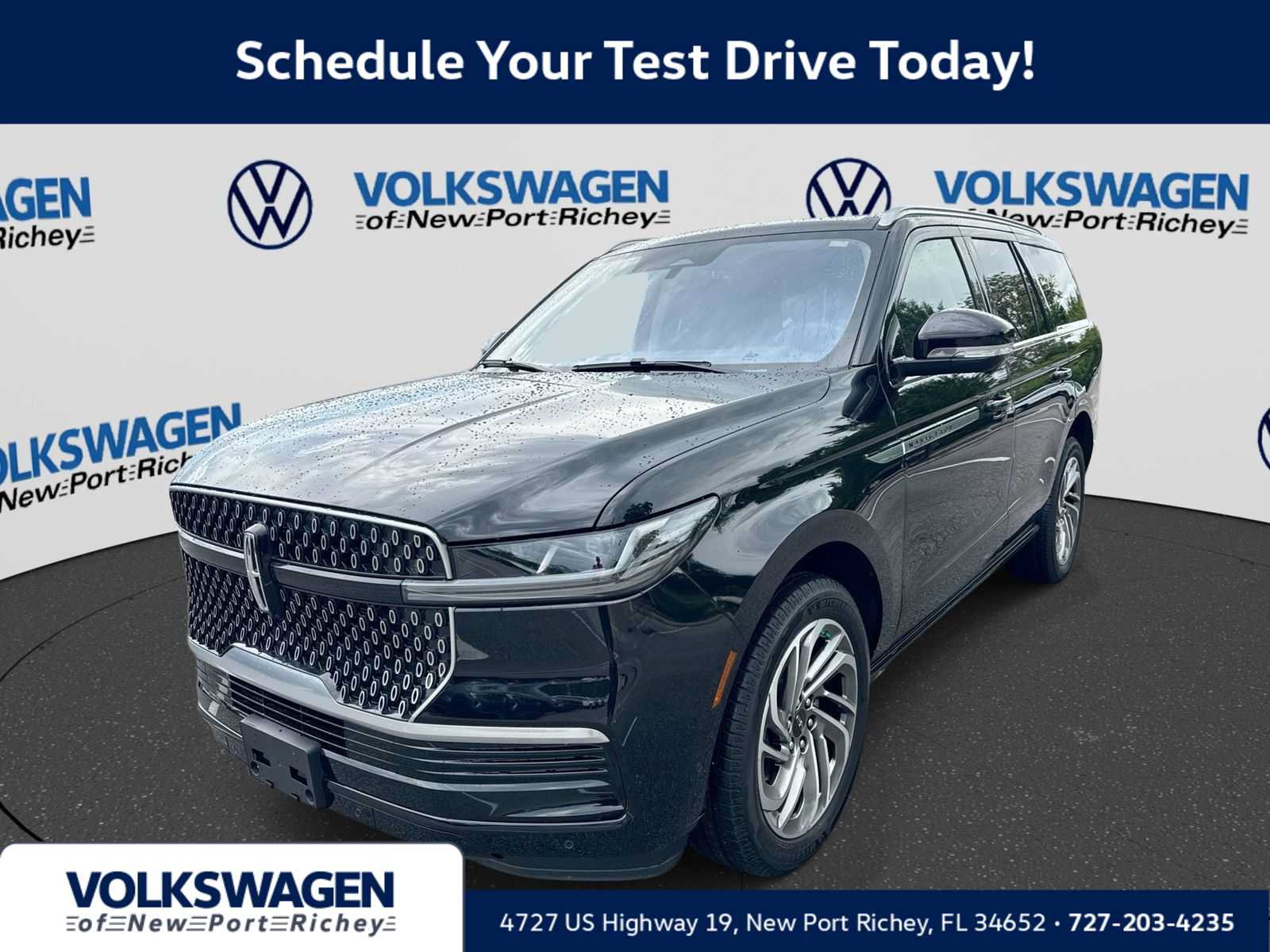 Used 2025 Lincoln Navigator Reserve AWD/4WD image 1