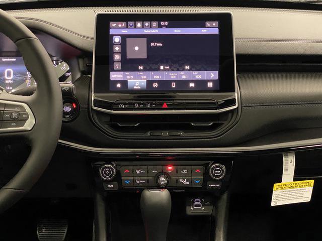 New 2026 Jeep Compass Latitude w/ Sun and Sound Group image 9